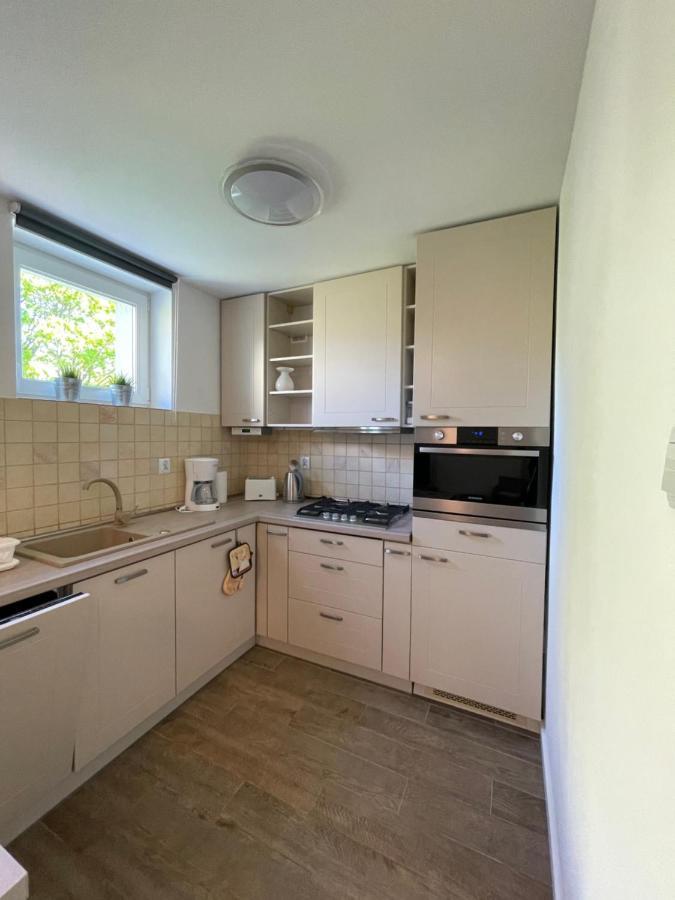 Al-Dom Apartamenty Apartament Zaciszny Kolberg Exterior foto